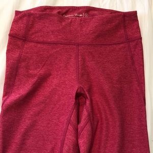 Outdoor Voices Warm Up 3/4 Crop Leggings size medium flamingo pink